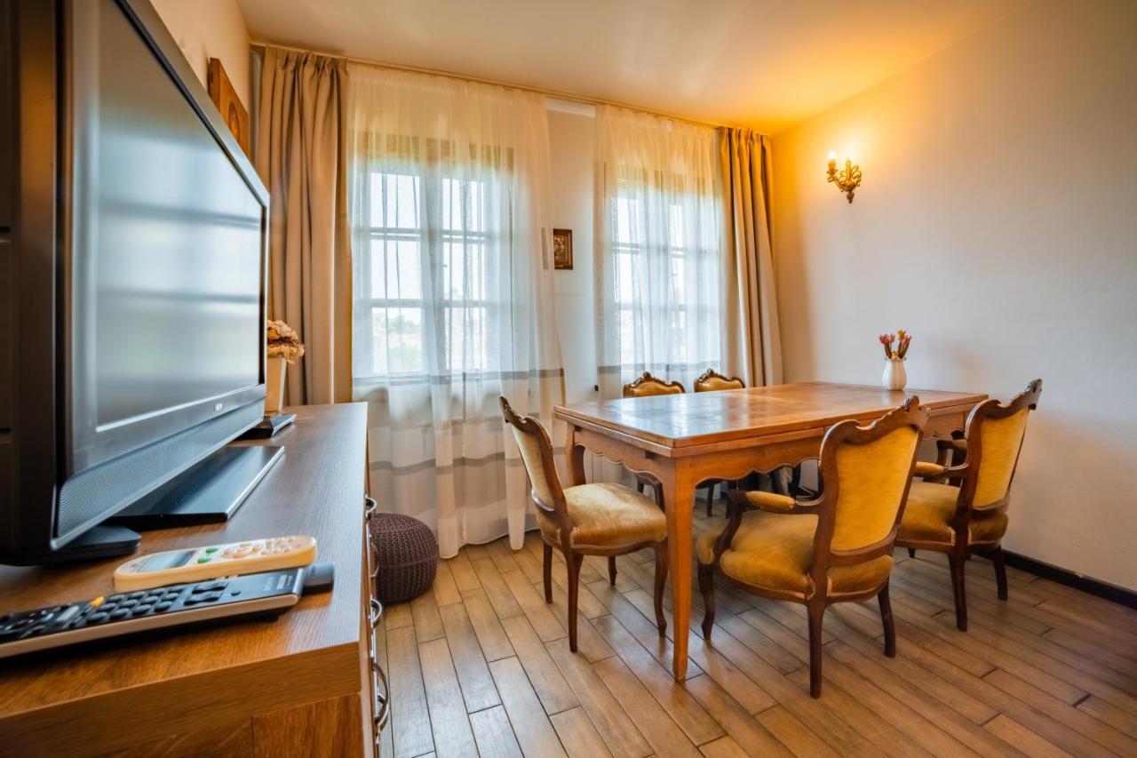 Four Riders Guest House Veliko Tarnovo Exterior photo